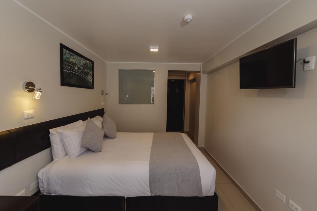 Habitacion estandar 1 cama grande - Classic Hotel Cusco
